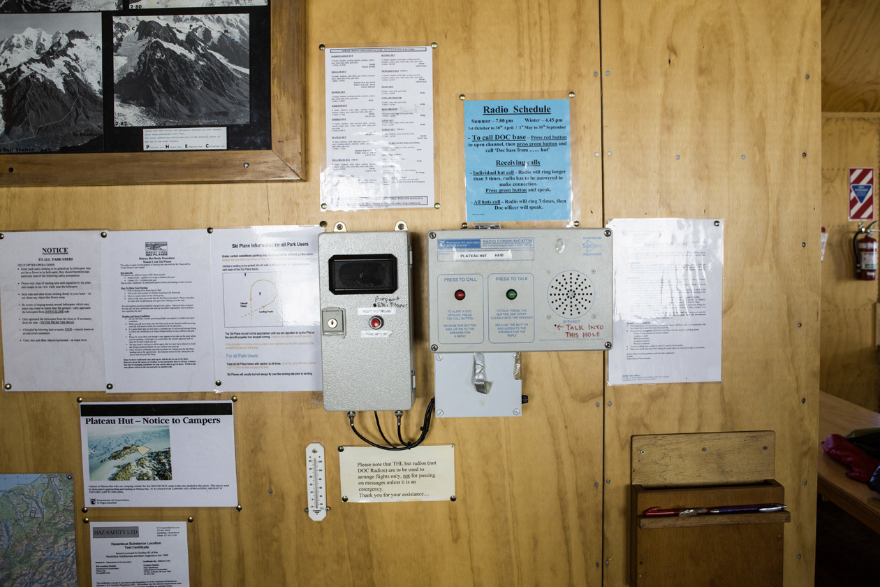     (Plateau Hut).     .          (Mount Cook National Park).