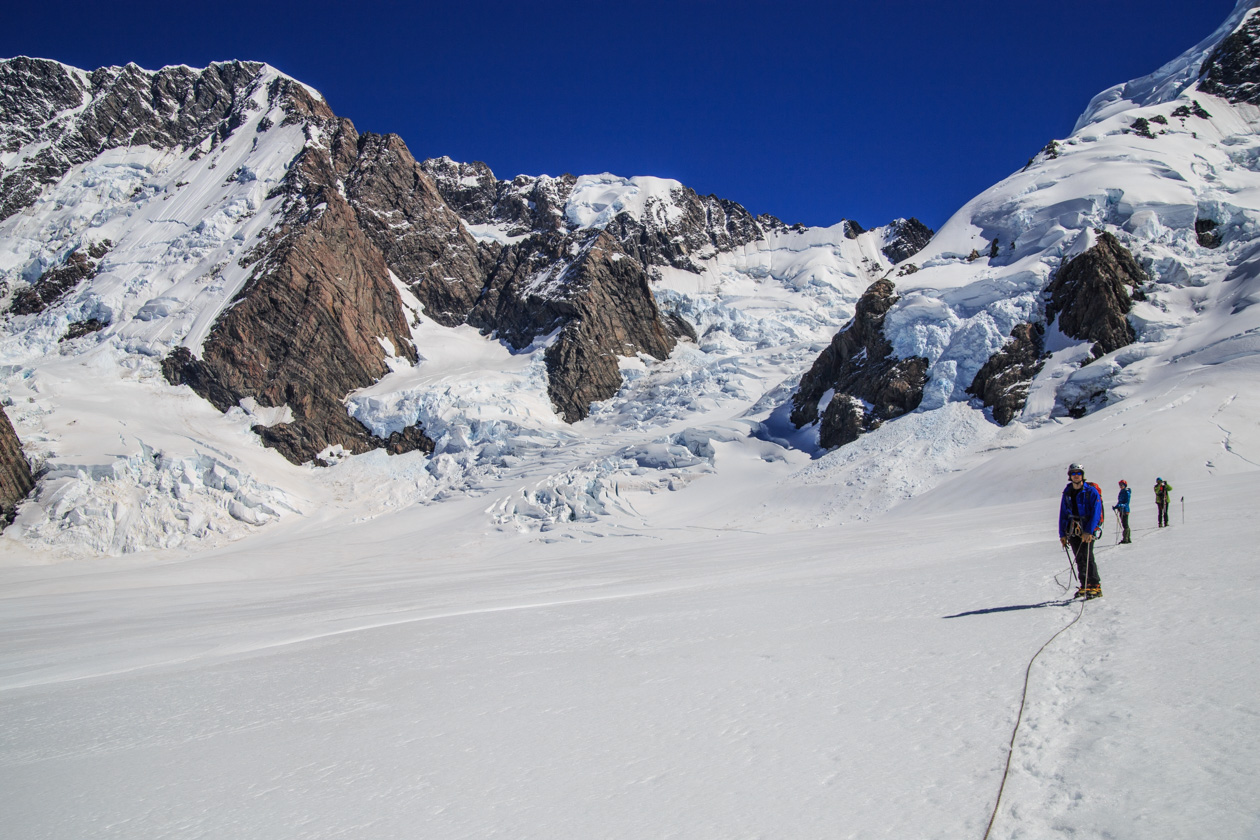       (Grand Plateau Glacier).