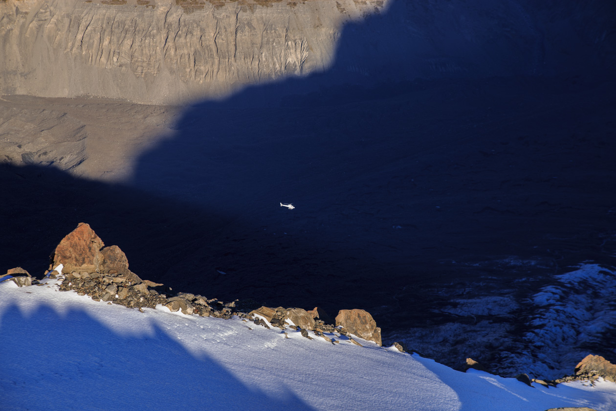      (Plateau Hut)     (Tasman Glacier).  .