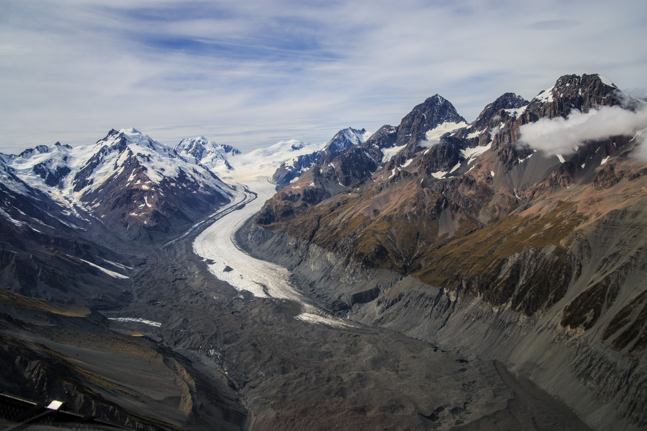        (Tasman Glacier).