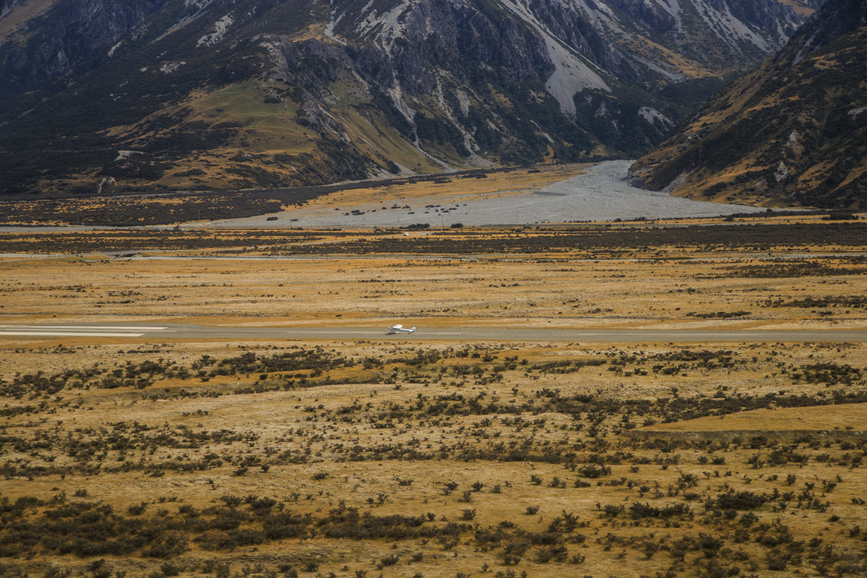        (Mount Cook Airport).    .