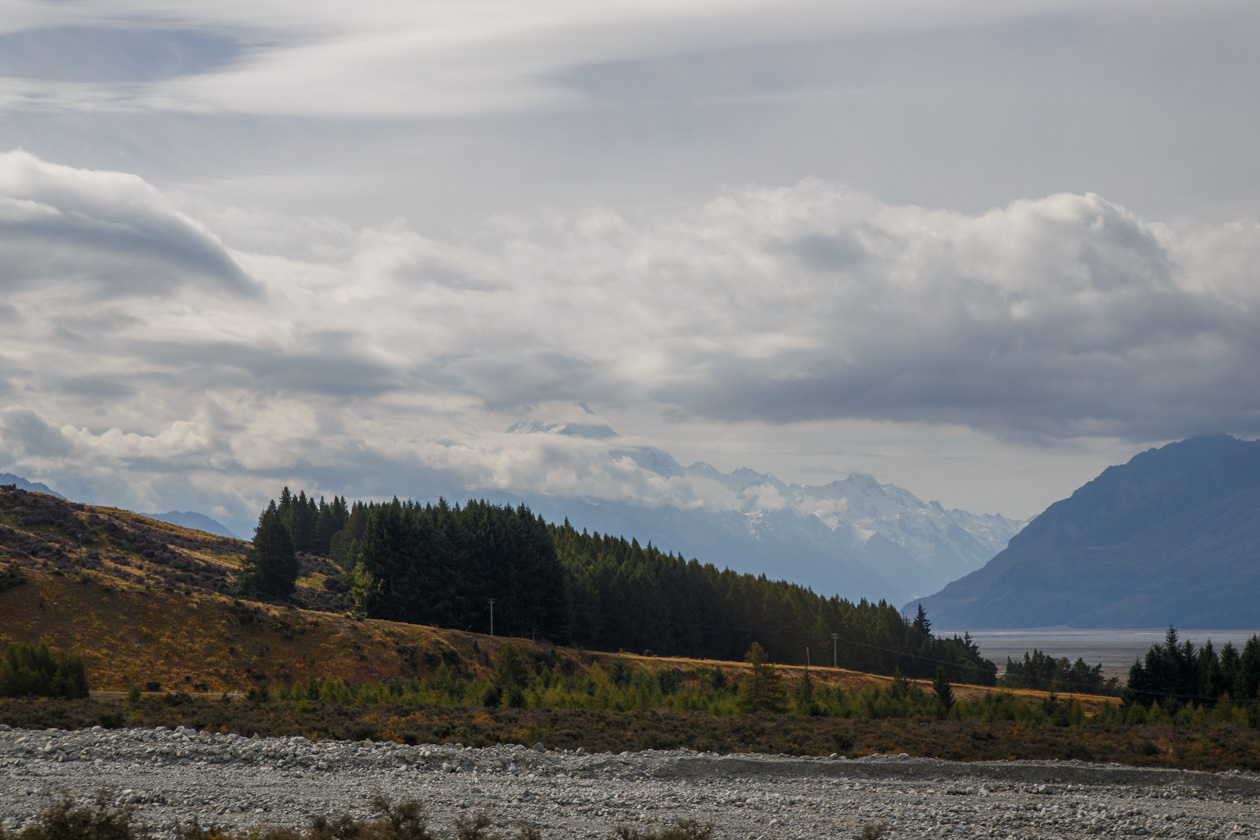          (Mount Cook)     (Twizel).