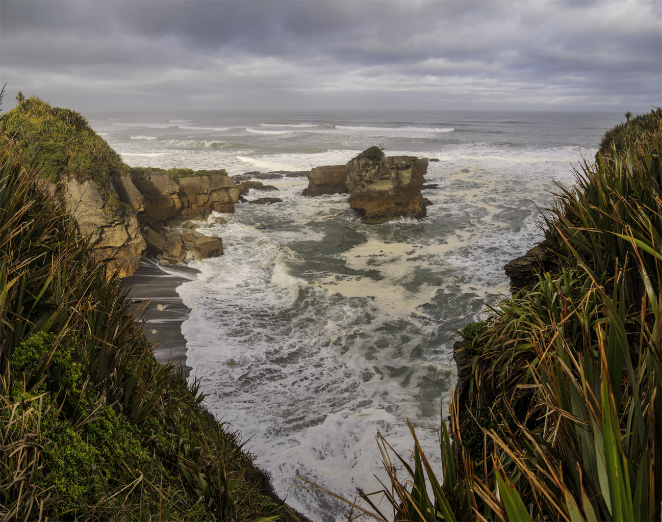     (Pancake Rocks).<br>  .