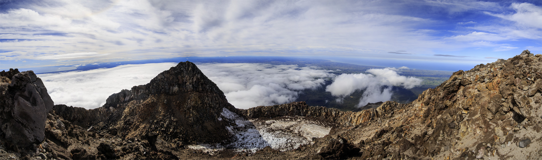      Mt.Egmont/Taranaki 2518  .