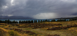     (Lake Pukaki)      (Mount Cook).