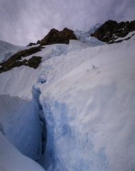          (Linda Glacier)   Summit Roks.