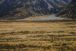        (Mount Cook Airport).    .