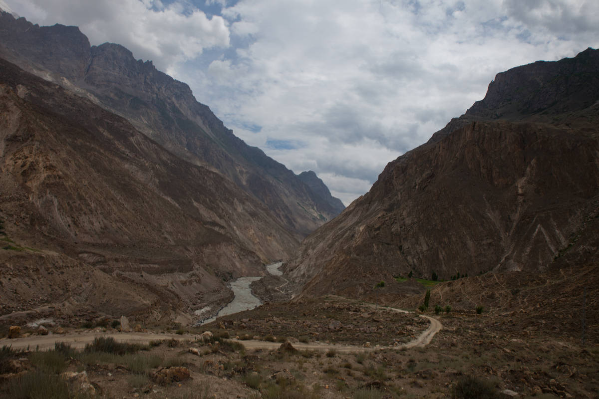     (Skardu)   (Askole).<br>   (Braldu River).