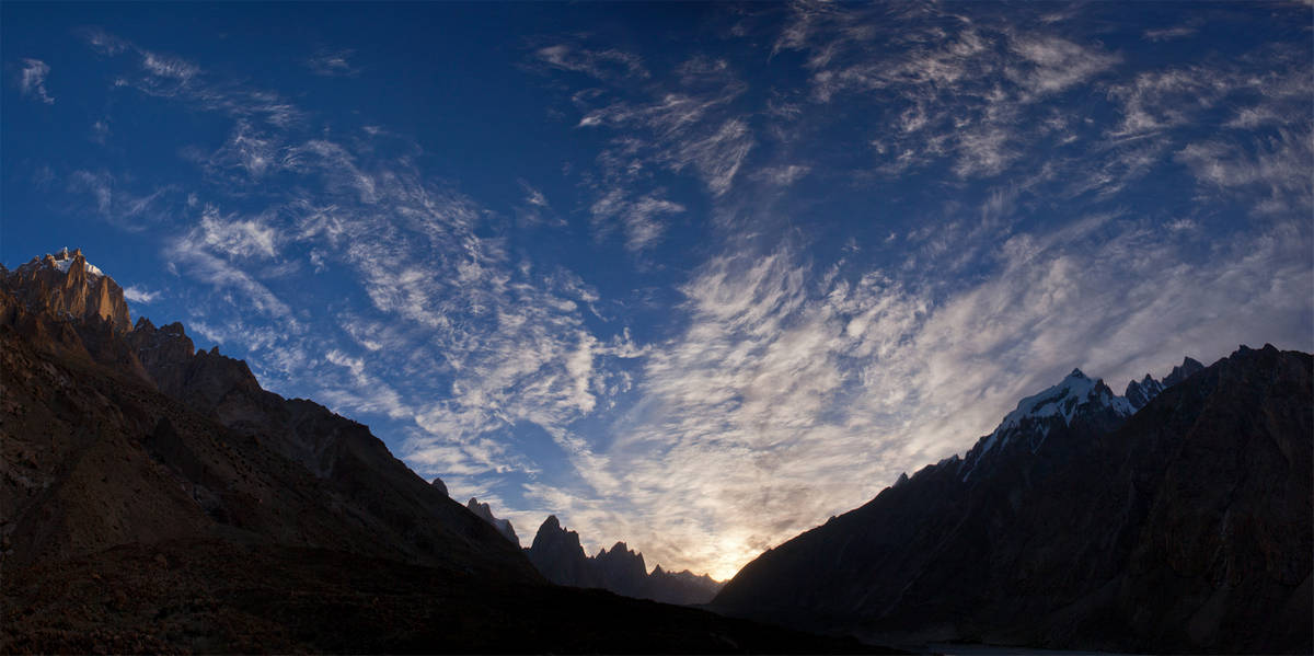        (Baltoro Glacier).