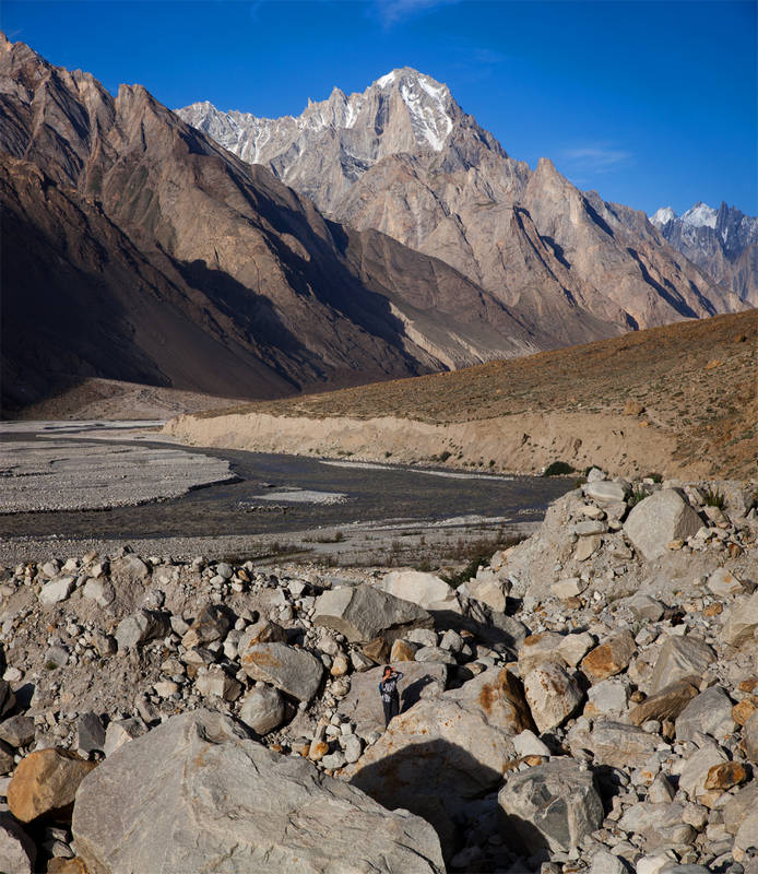       (Baltoro Glacier).