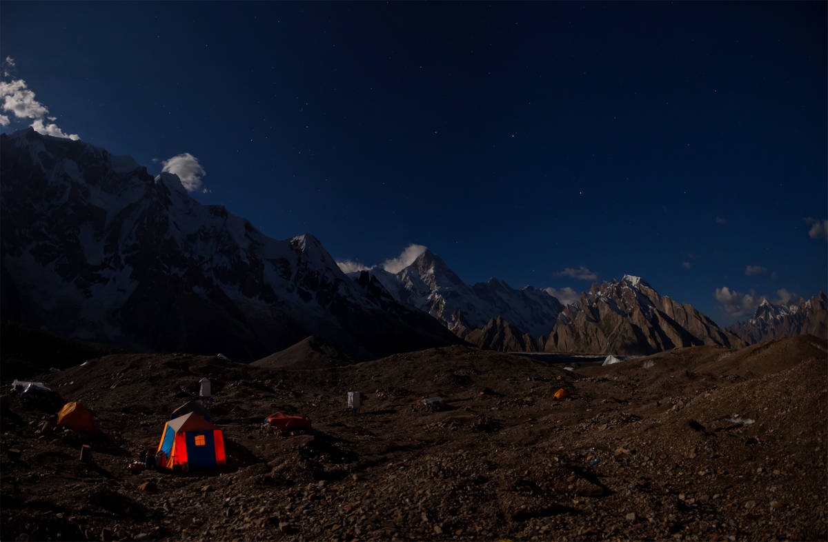       II (Goro II)     (Baltoro Glacier).<br>     (Masherbrum).