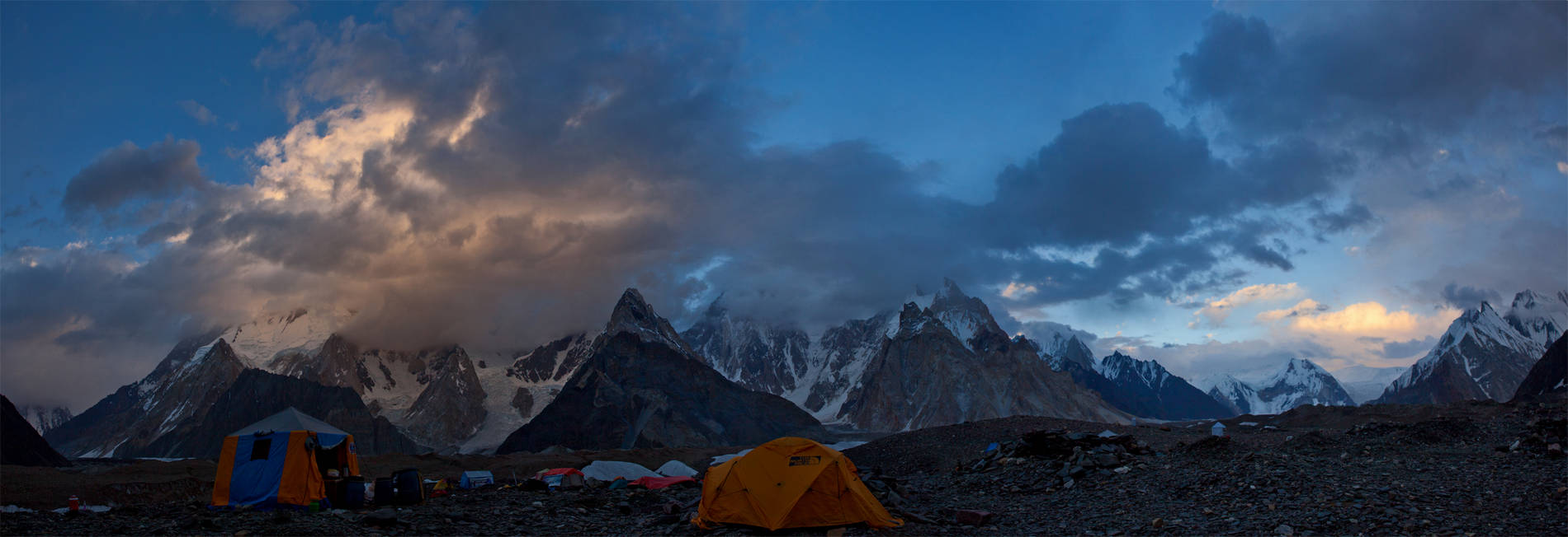        (Concordia)     (Baltoro Glacier).<br>   .