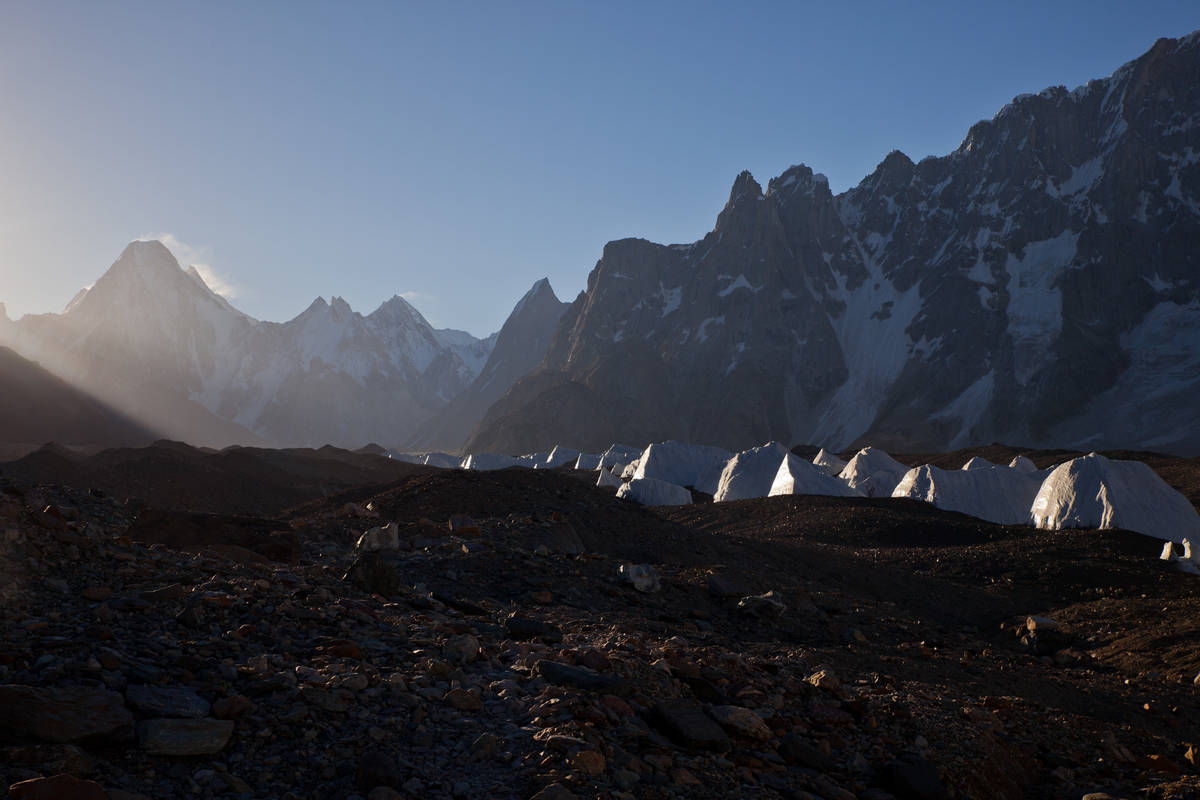       I (Goro I).<br>     (Baltoro Glacier)   IV (Gasherbrum IV).