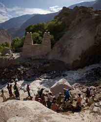       (Skardu)   (Askole).<br>           (Braldu River).