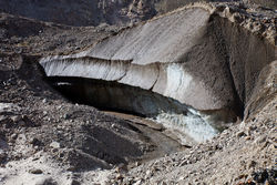       (Baltoro Glacier).