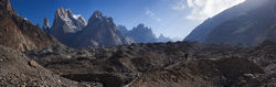      (Baltoro Glacier).