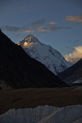         (Concordia)     (Baltoro Glacier).<br>   2 (Choghori 8611)   .