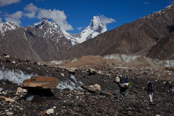      (Muztagh Tower 7273)      (Baltoro Glacier)     (Biarchedi Glacier).