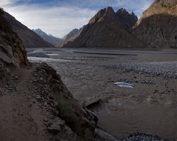       (Braldu River)     (Dumordo River)    (Biaho Lungpa).