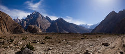         (Braldu River)    (Biafo Glacier).