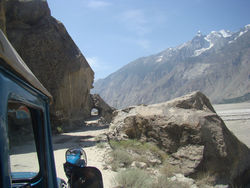    (Askole)   (Skardu).<br>         (Braldu River)     (Shigar River).