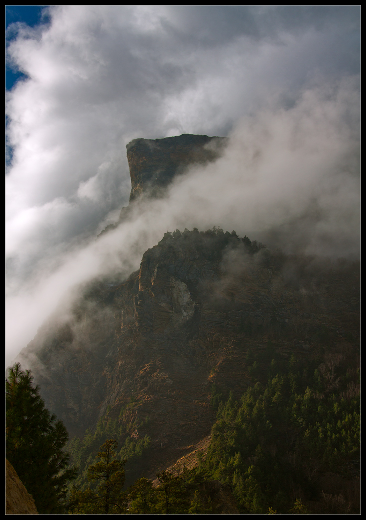 View Point  Lower Pisang  Humde.    .