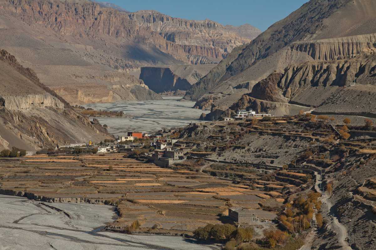    -    Jomsom.    Kagbeni,          .