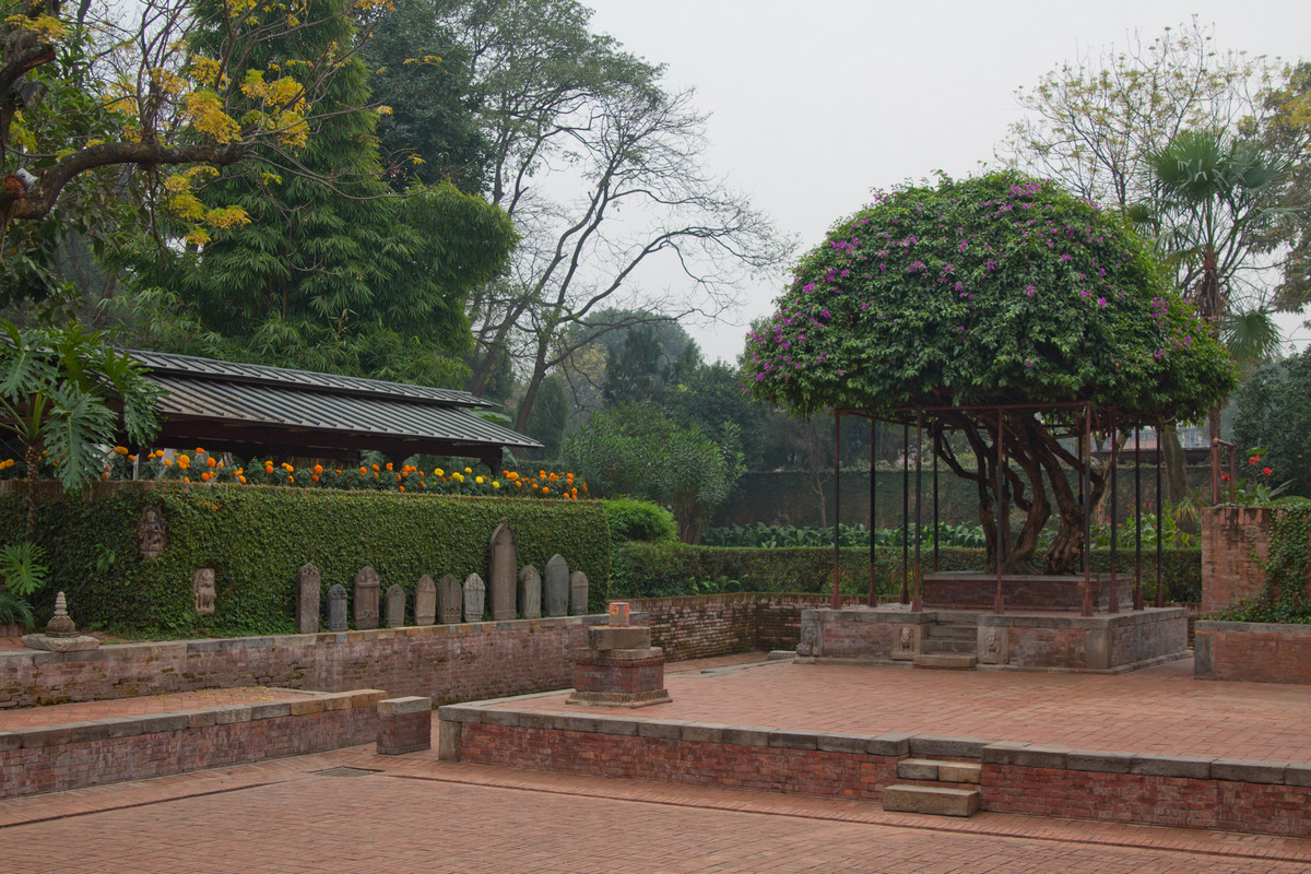     (Pothan Durbar Square). .  .