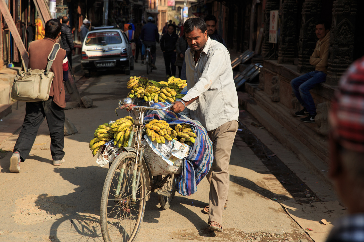  (Kathmandu).   (Patan).  .