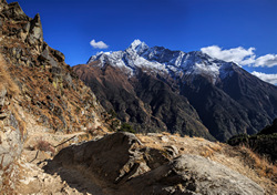      (Gokyo).