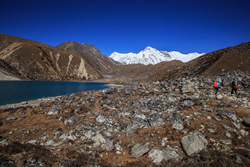    (Gokyo)    Taboche (Taujung) Tso.