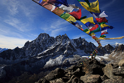     (Gokyo Ri) 5360.   -.