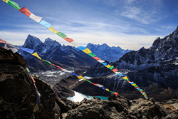     (Gokyo Ri) 5360.   .