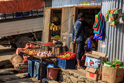    (Phaplu)   (Kathmandu).    Ramailo Danda.